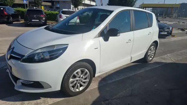 Renault Scenic for rent in Bulgaria