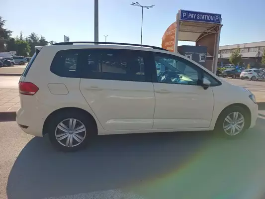 Volkswagen Touran for rent in Bulgaria