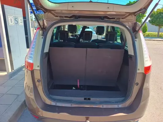 Renault Grand Scenic for rent in Bulgaria