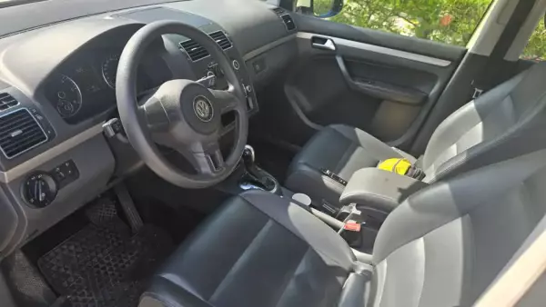 Volkswagen Touran for rent in Bulgaria