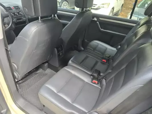 Volkswagen Touran for rent in Bulgaria